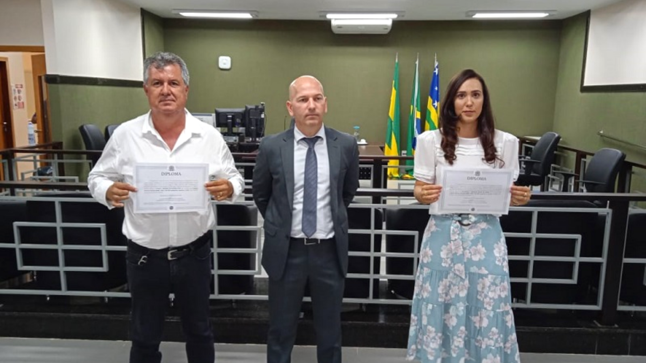 Juiz reúne eleitos em Arenópolis, Palestina